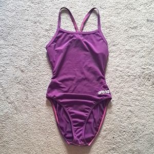 Arena Training Suit - 32